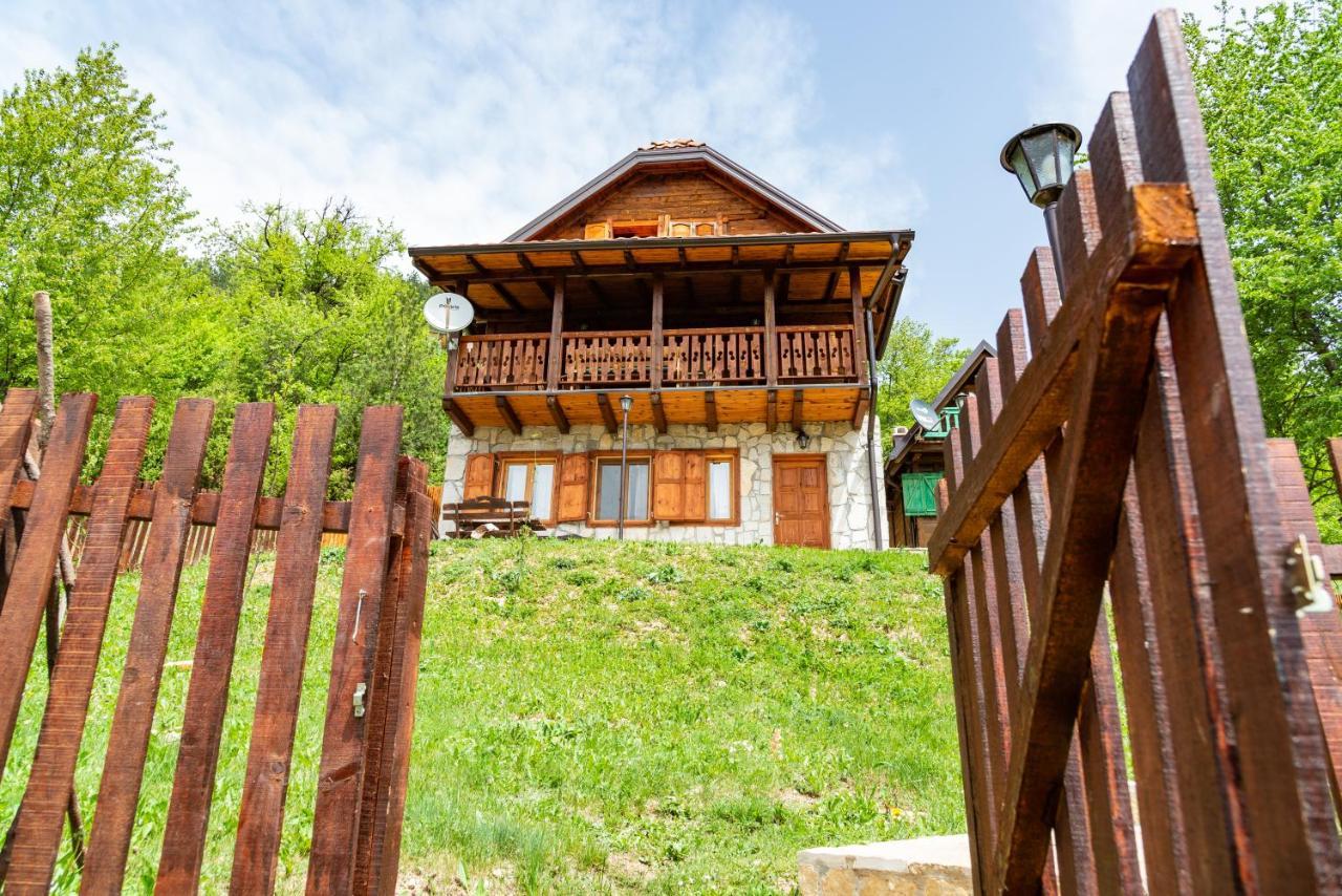 Drvene Kuce Suska - Wooden Houses Suska Zaovine Dış mekan fotoğraf